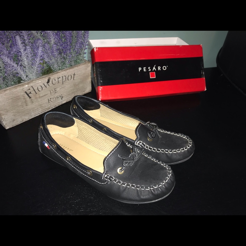 Pesaro Black Loafers size 8.5